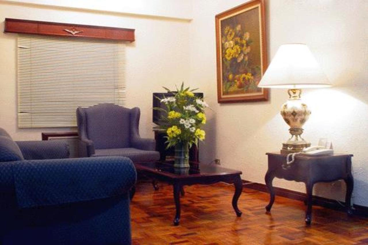 Citadel Inn Makati Makati City Ngoại thất bức ảnh